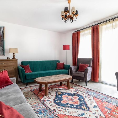 Wonderful 2- Bedroom Apartment With Soul Wwa70 Варшава Экстерьер фото