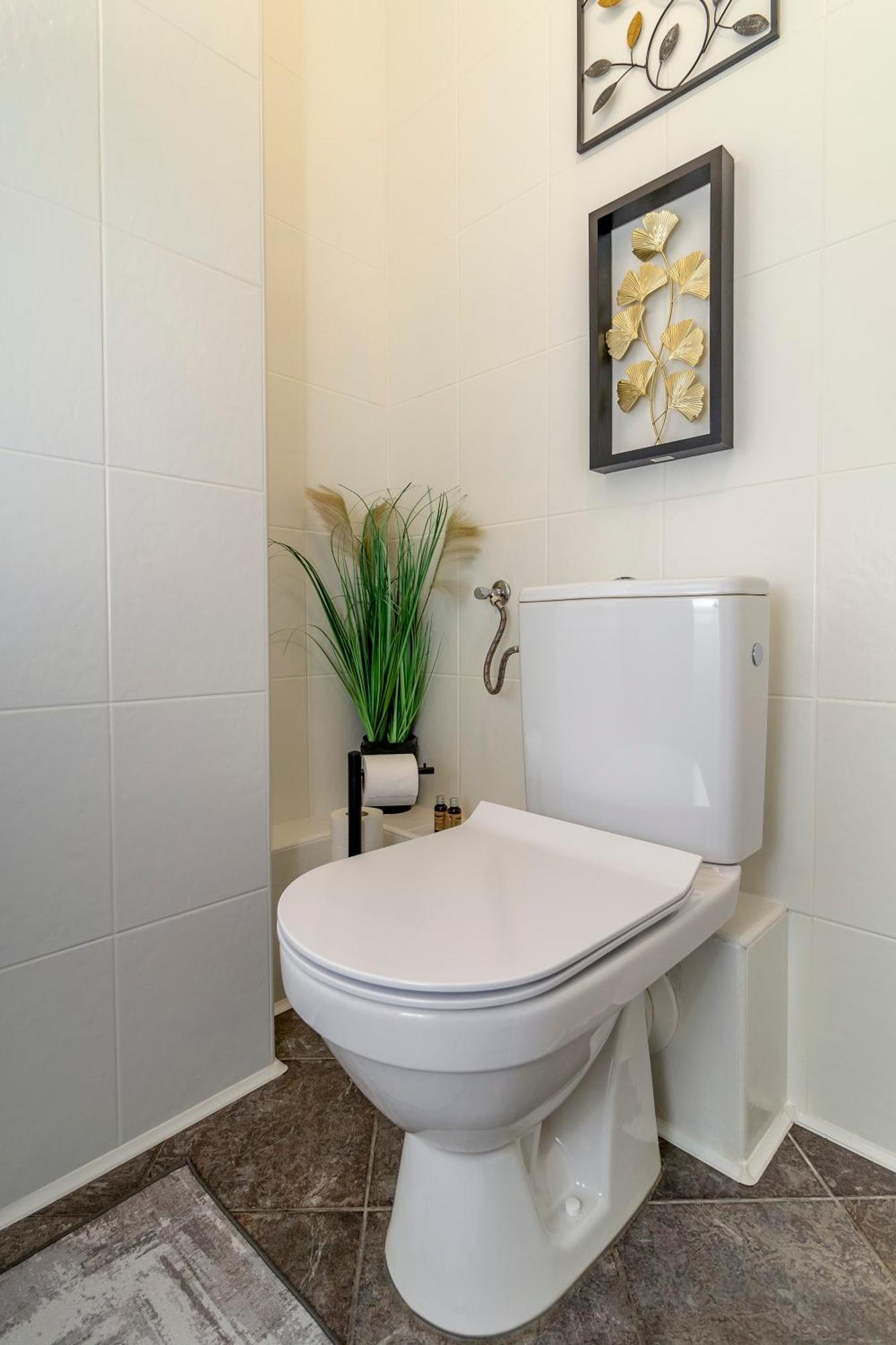 Wonderful 2- Bedroom Apartment With Soul Wwa70 Варшава Экстерьер фото