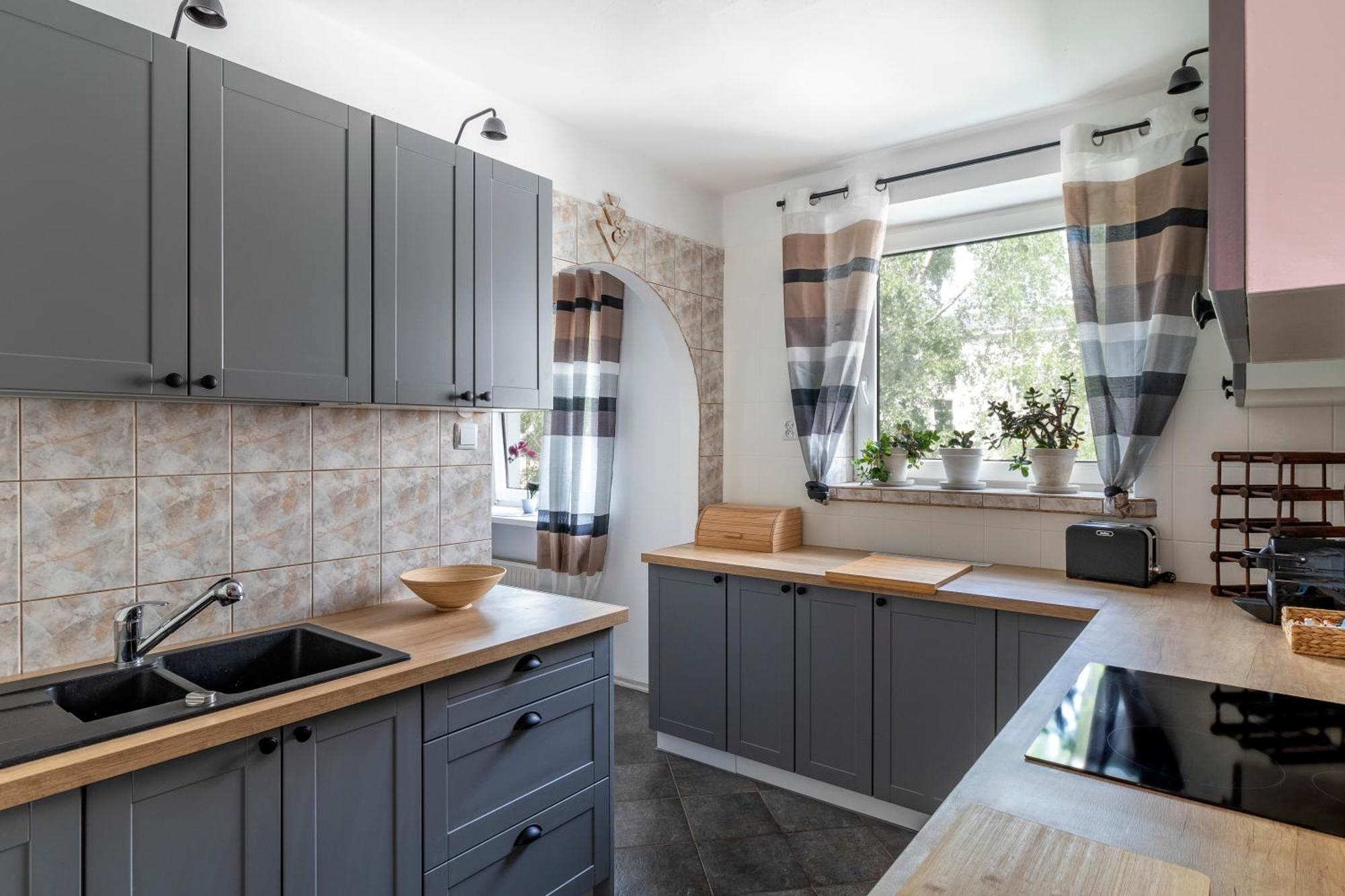 Wonderful 2- Bedroom Apartment With Soul Wwa70 Варшава Экстерьер фото